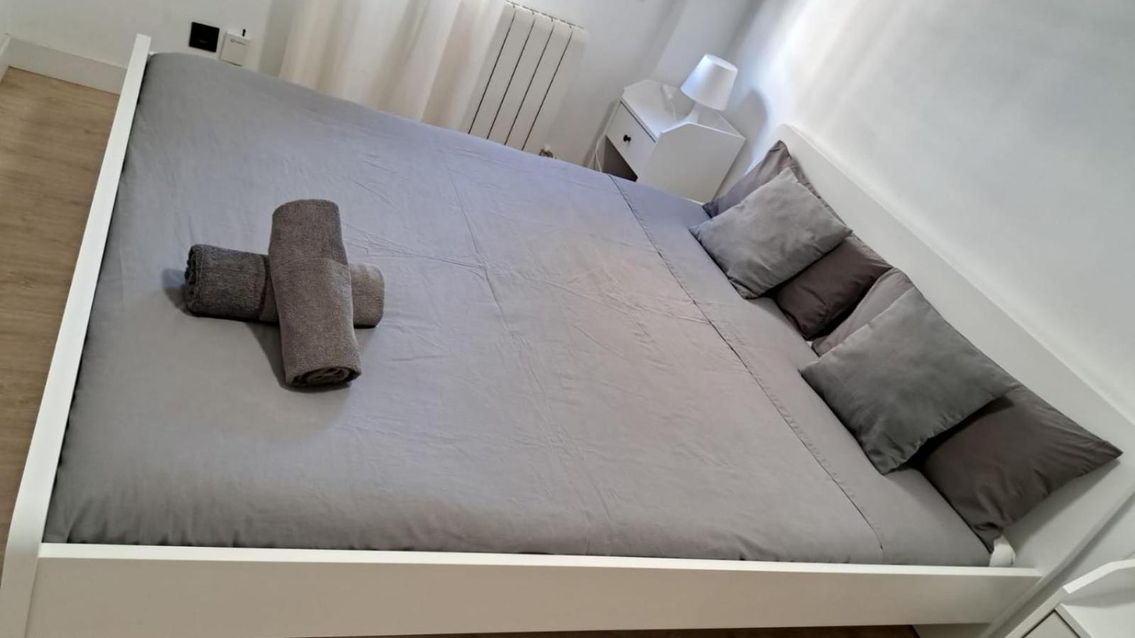 Apartamentos Garnacha 2 Totalmente Reformado Saragozza Esterno foto